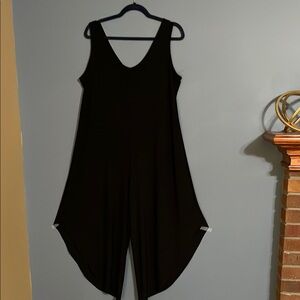 Annalee + Hope Elegant Black Jumpsuit With V-neck & Wide Asymmetric legs